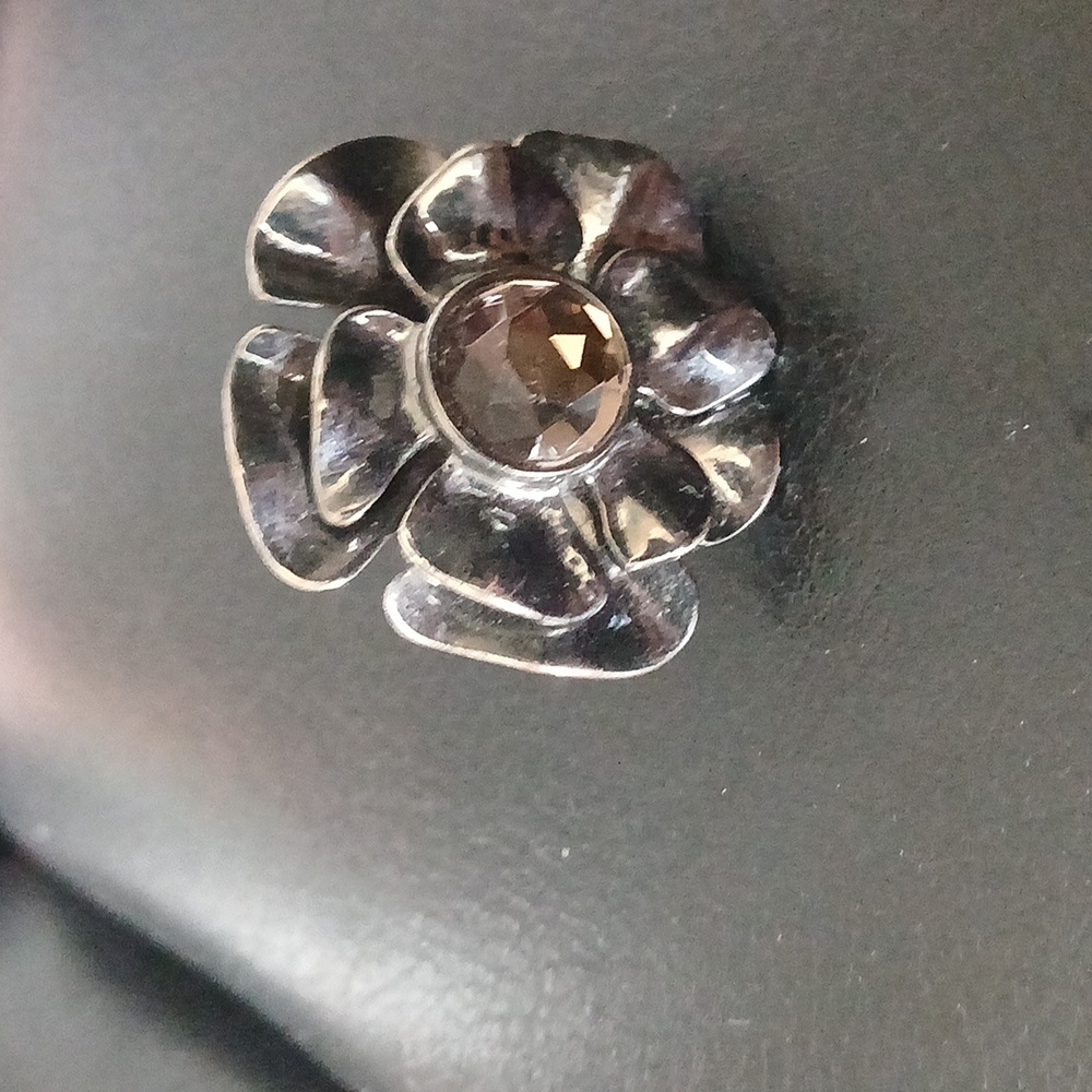 Flower ring